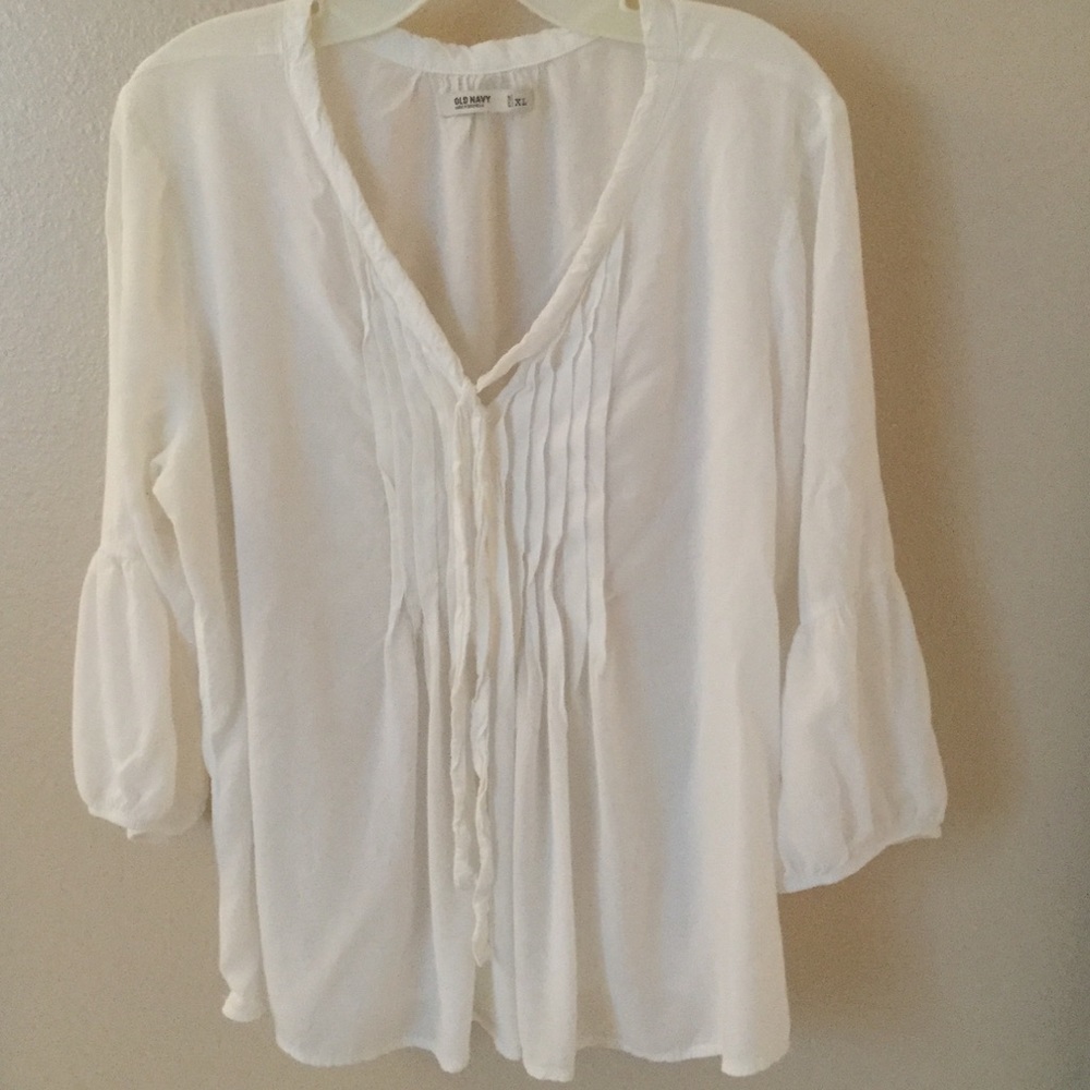 Women Plus Size White Tunic Old Navy XL.
